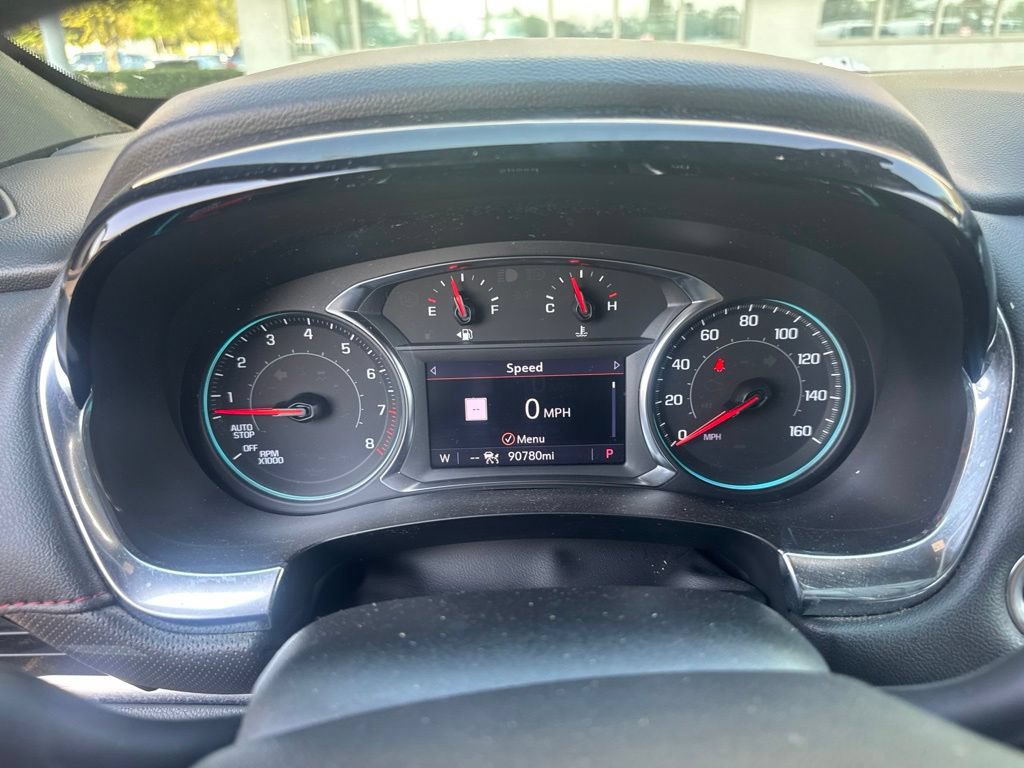 Used 2023 Chevrolet Traverse RS FWD image 20
