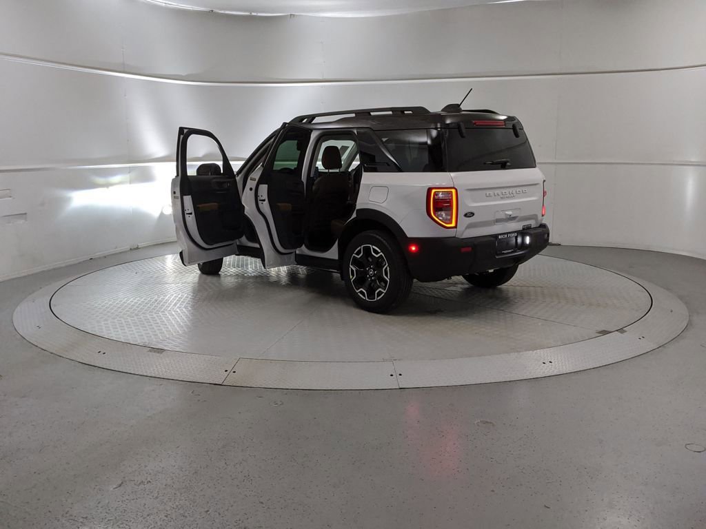 New 2025 Ford Bronco Sport Outer Banks image 10