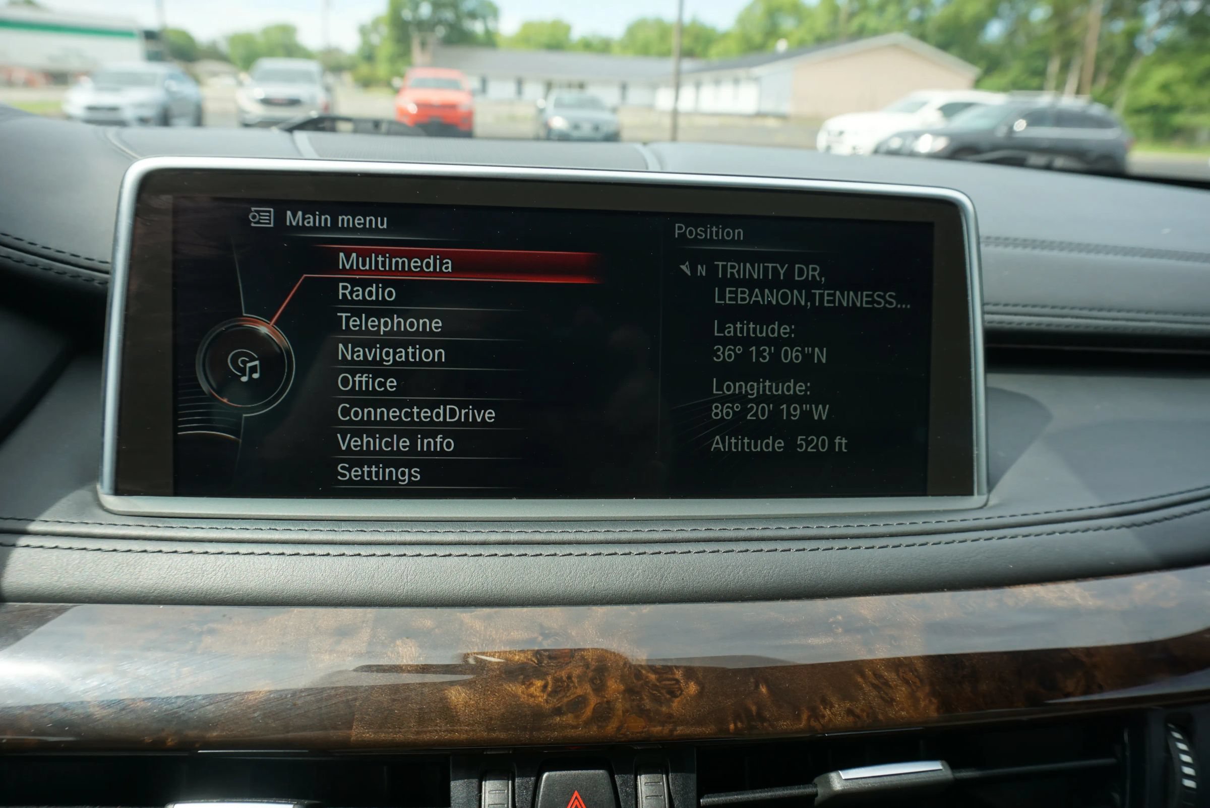 Used 2015 BMW X6 xDrive50i w/ Executive Package AWD/4WD image 12