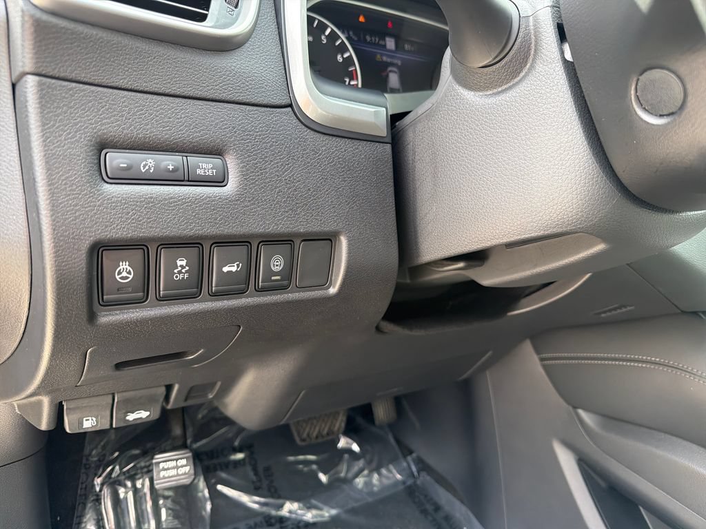 Certified 2024 Nissan Murano SL FWD image 21