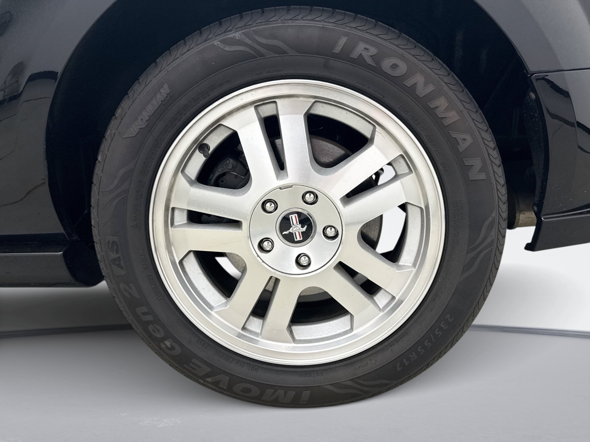Used 2007 Ford Mustang GT Premium RWD image 19