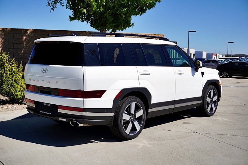 New 2025 Hyundai Santa Fe Limited image 9