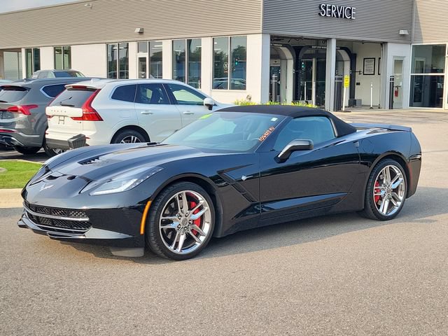 Used 2015 Chevrolet Corvette Stingray Convertible w/ 3LT Preferred Equipment Group RWD image 2