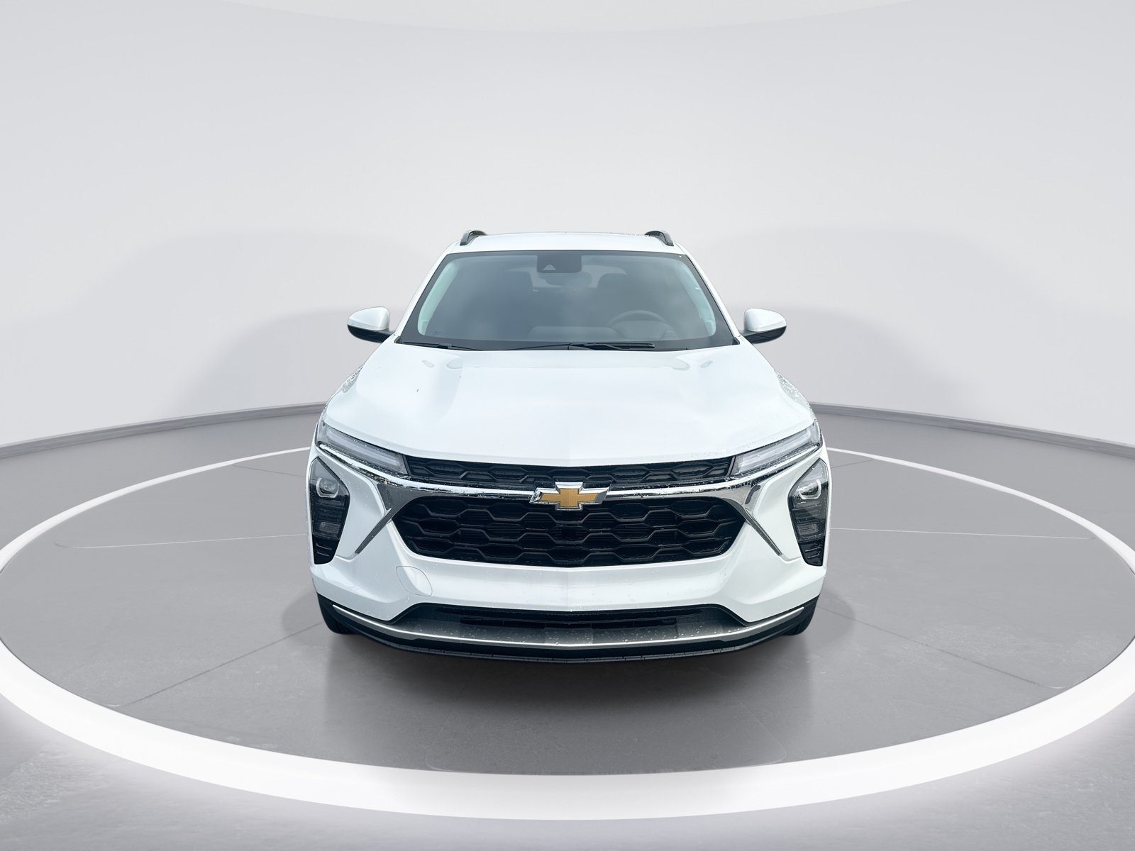 Used 2026 Chevrolet Trax LT w/ Driver Confidence Package FWD image 3