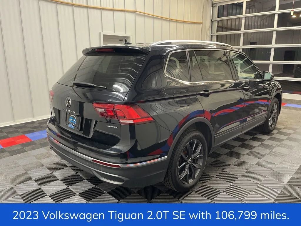 Used 2023 Volkswagen Tiguan SE AWD/4WD image 3