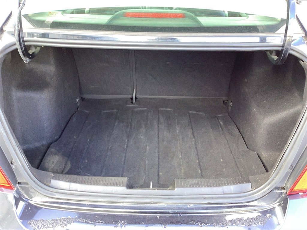 Used 2013 Chevrolet Sonic LT image 18