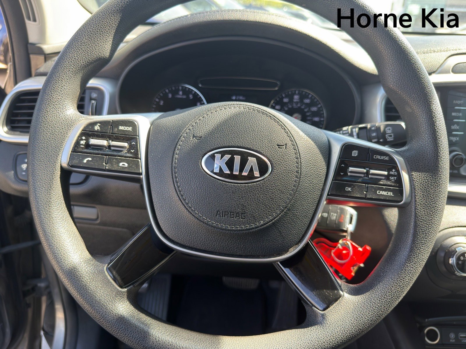 Used 2019 Kia Sorento L FWD image 12