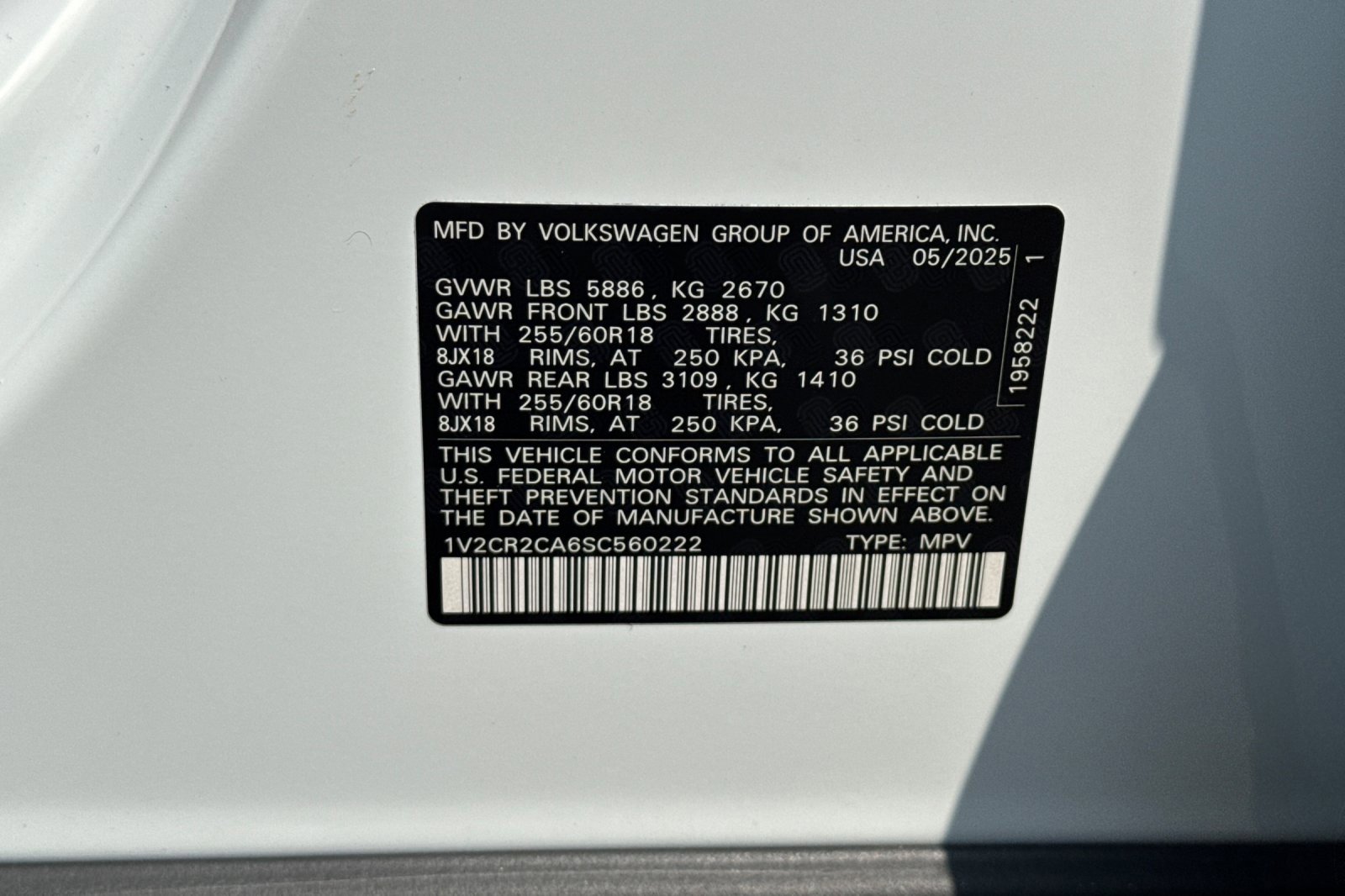 New 2025 Volkswagen Atlas Peak Edition SE image 24