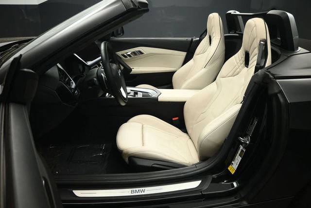 Used 2019 BMW Z4 sDrive30i w/ Premium Package RWD image 38