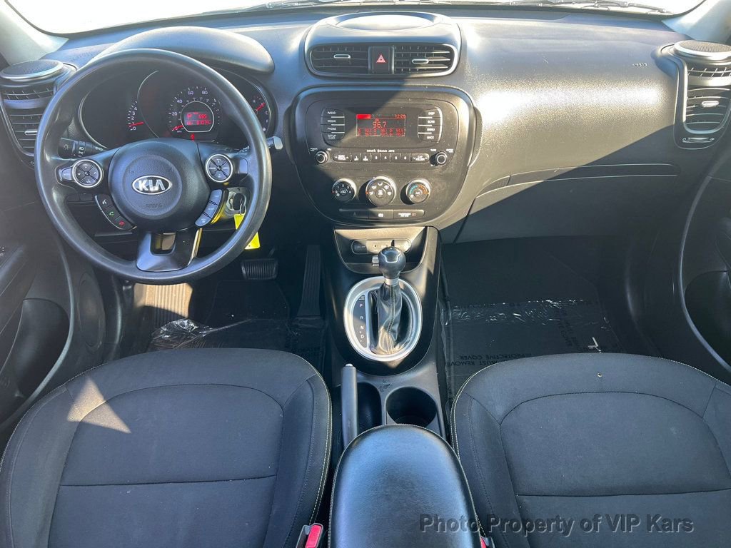 Used 2015 Kia Soul + image 17