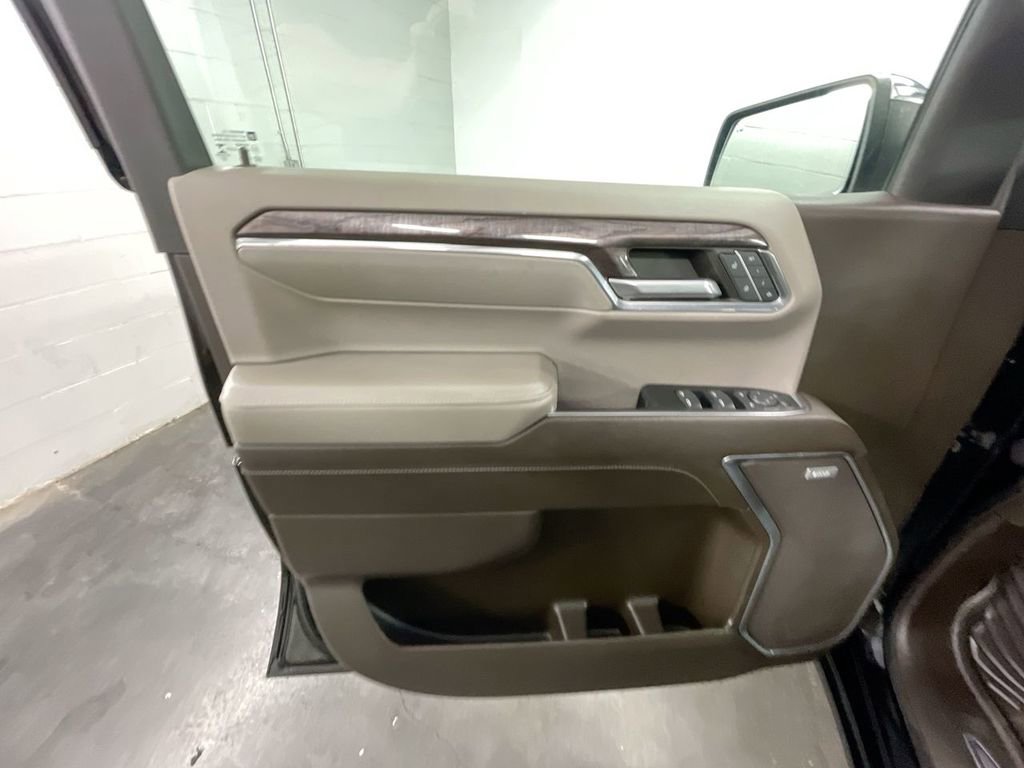 Certified 2023 Chevrolet Silverado 1500 LTZ image 22