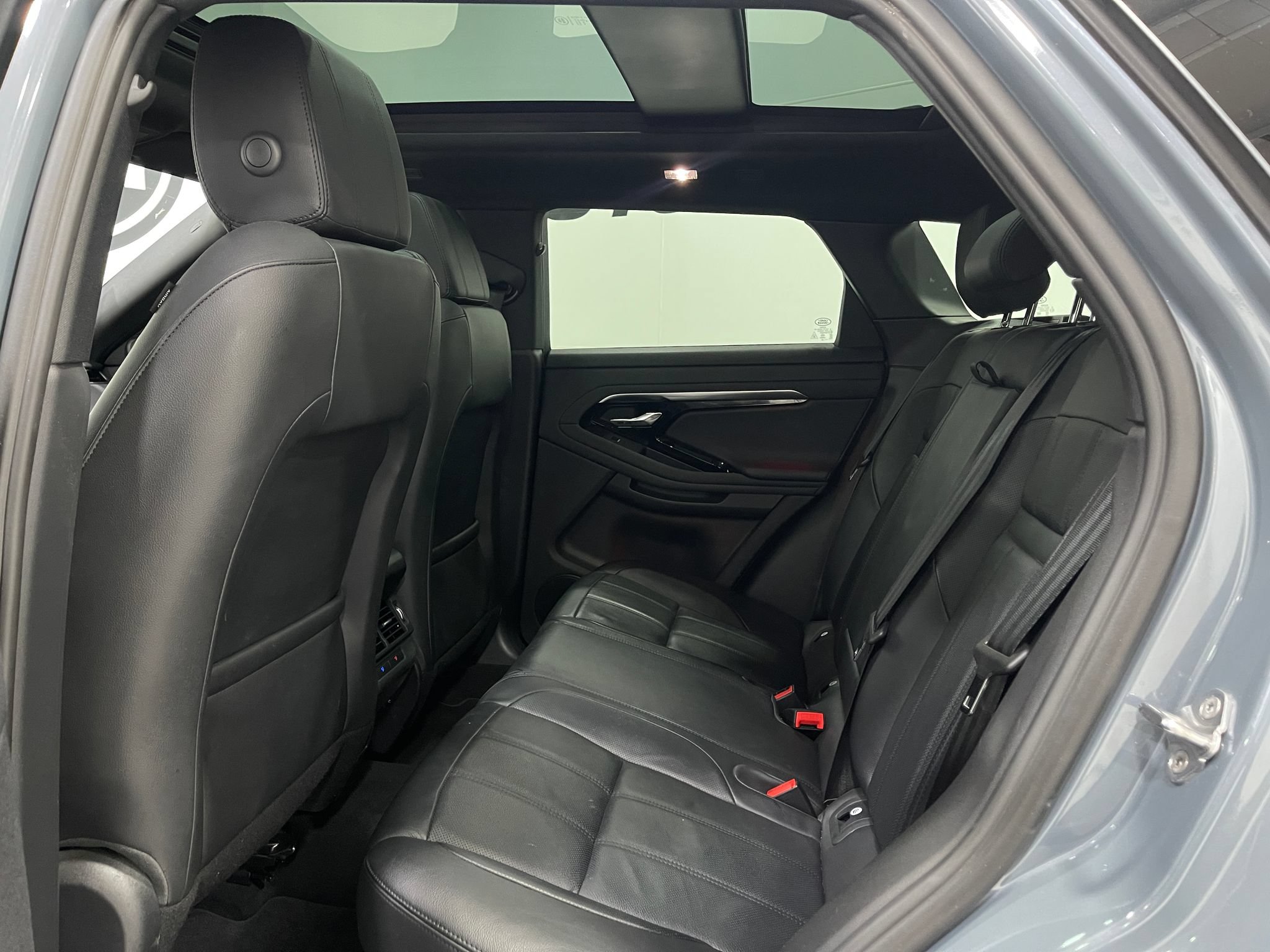 Used 2021 Land Rover Range Rover Evoque S AWD/4WD image 29