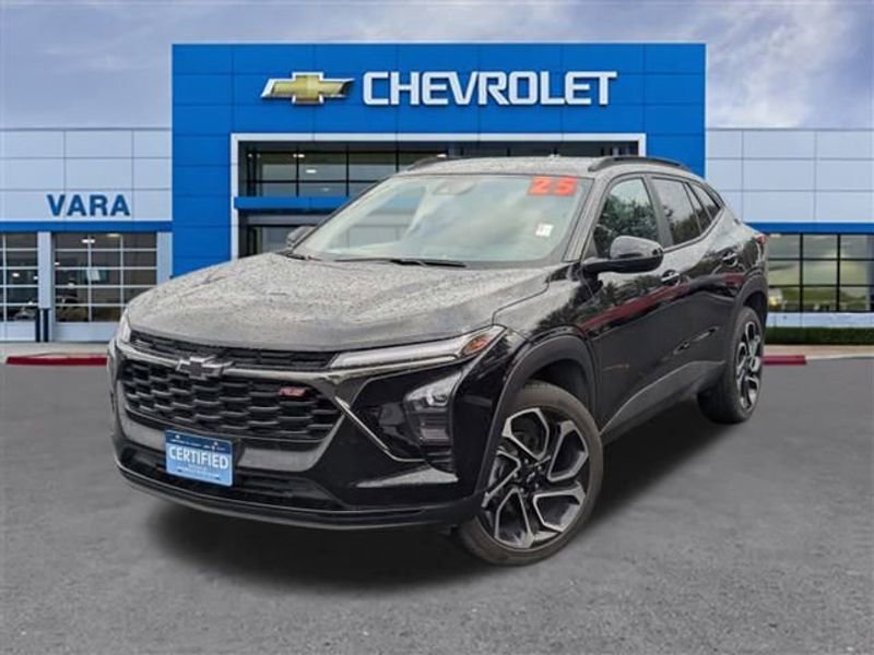 Certified 2025 Chevrolet Trax RS w/ Driver Confidence Package