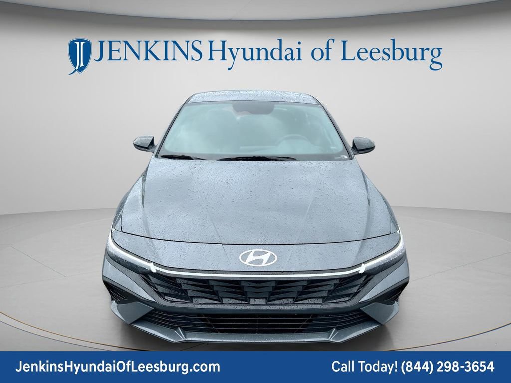 New 2026 Hyundai Elantra Sport FWD image 12