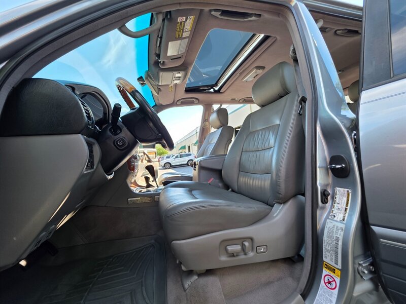 Used 2004 Lexus LX 470 4WD image 13