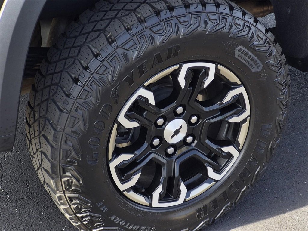 Used 2022 Chevrolet Silverado 1500 ZR2 w/ Technology Package image 7