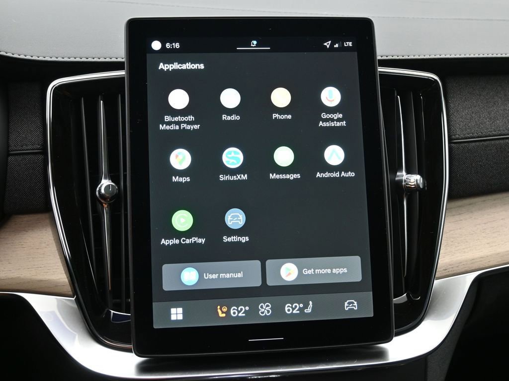 New 2026 Volvo XC90 B6 Plus w/ Protection Package Premier image 12