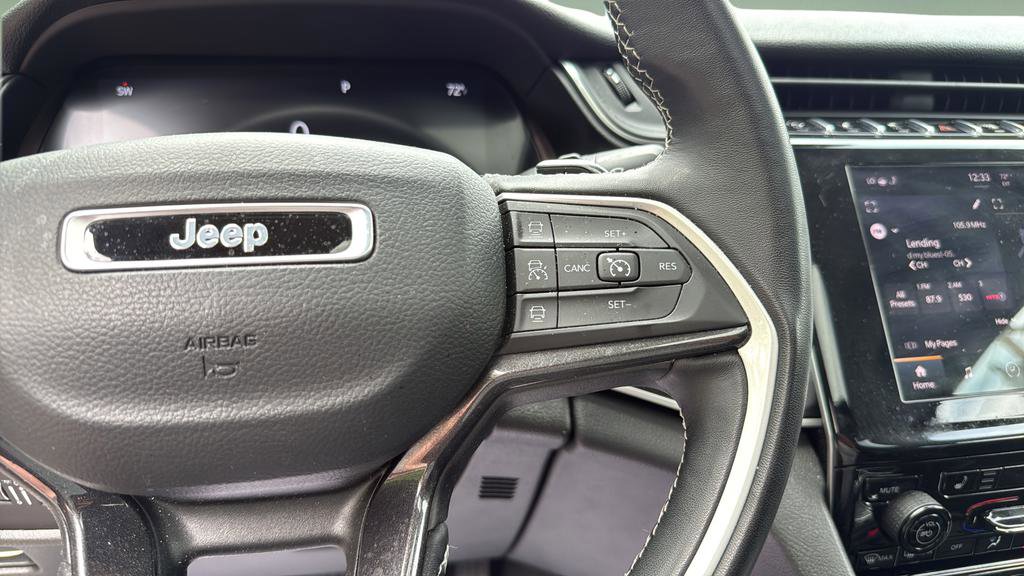 Used 2022 Jeep Grand Cherokee L Laredo w/ Luxury Tech Group I AWD/4WD image 28