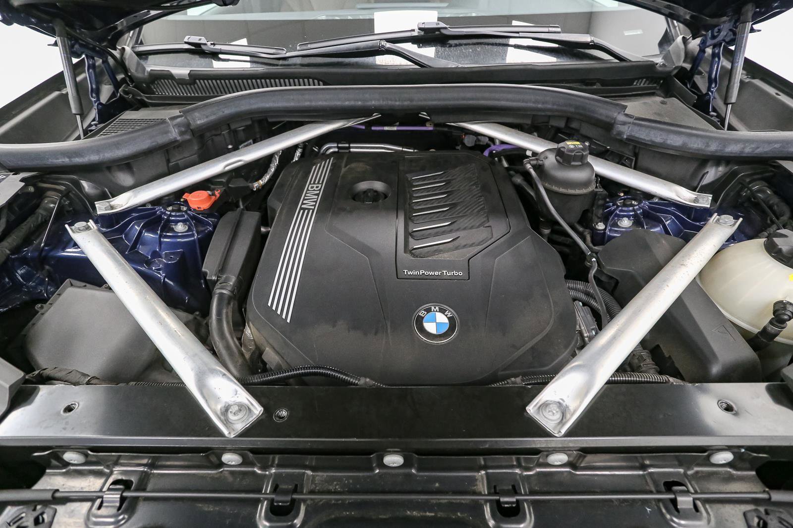 Used 2021 BMW X5 xDrive40i w/ M Sport Package image 16