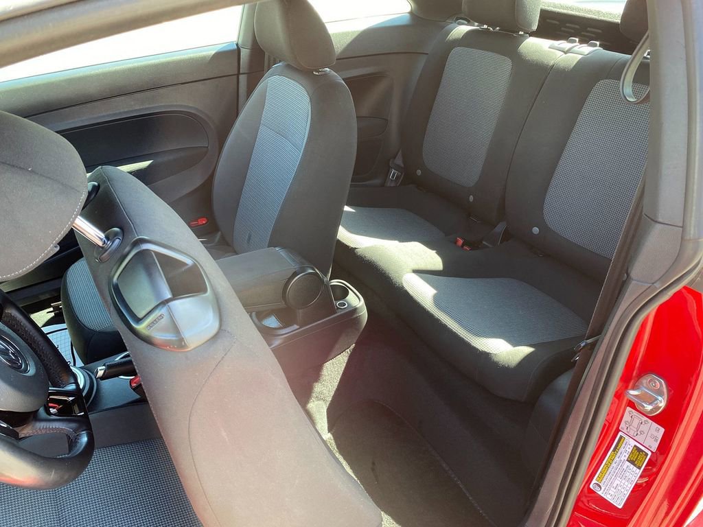 Used 2019 Volkswagen Beetle 2.0T SE image 24