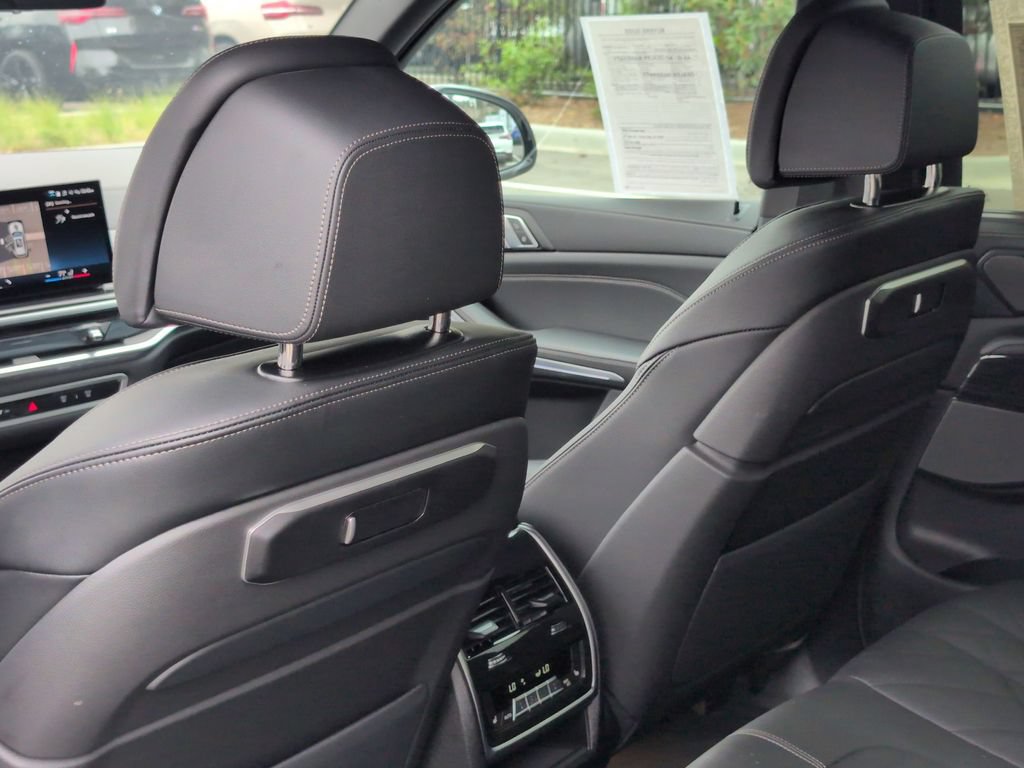 Used 2026 BMW X5 xDrive40i w/ Executive Package AWD/4WD image 33