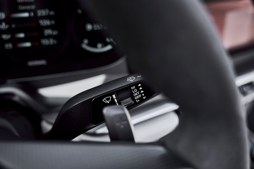 Used 2025 Porsche 911 Turbo S image 55