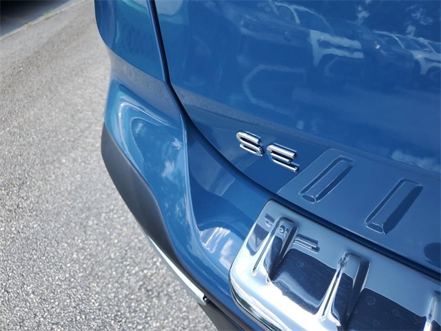 New 2025 Volkswagen Taos SE image 8