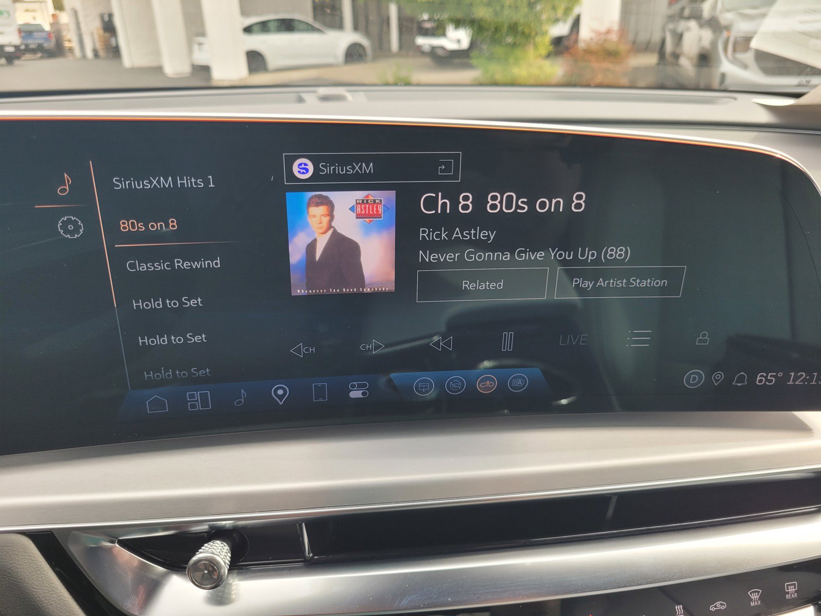 Certified 2025 Cadillac Lyriq Luxury AWD/4WD image 21