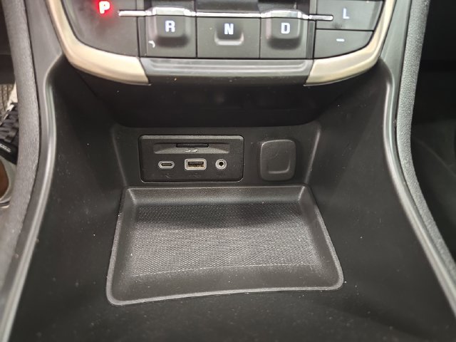 Used 2022 GMC Terrain Denali w/ Denali Premium Package AWD/4WD image 27