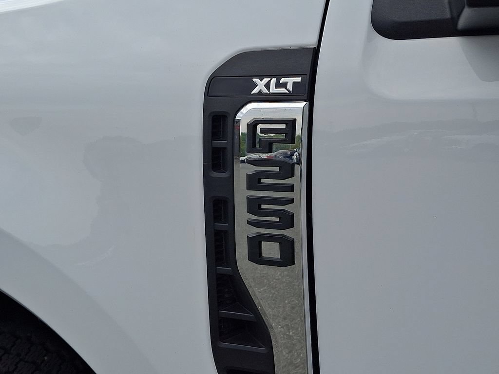 Used 2024 Ford F250 XLT AWD/4WD image 30