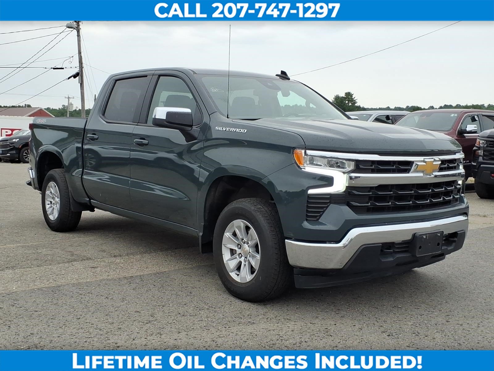 Used 2025 Chevrolet Silverado 1500 LT AWD/4WD image 3