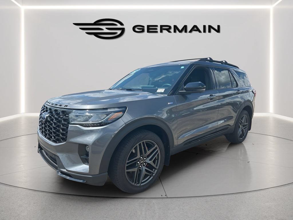 Certified 2025 Ford Explorer ST-Line w/ Premium Package AWD/4WD image 4