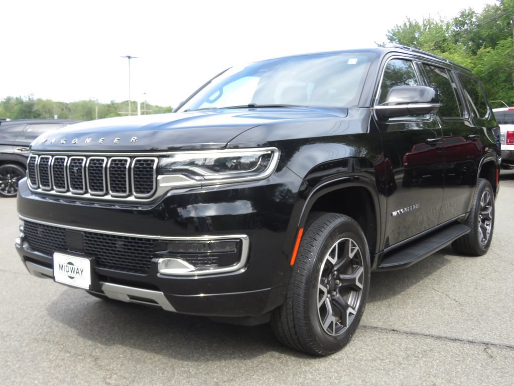 Used 2023 Jeep Wagoneer Series III w/ Convenience Group I AWD/4WD image 1