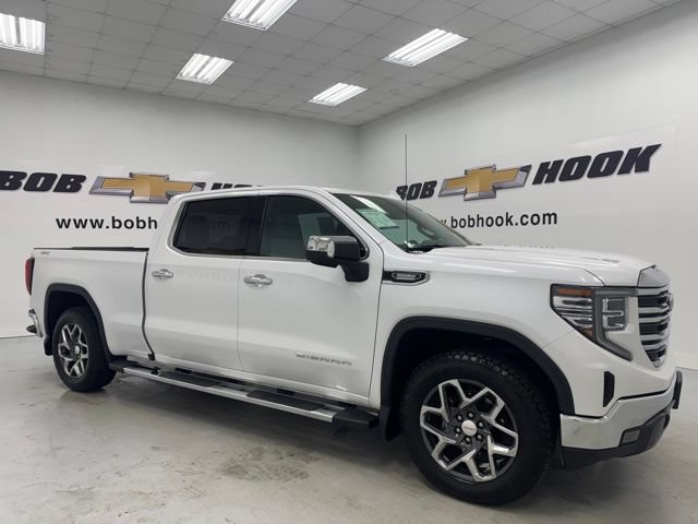 Used 2023 GMC Sierra 1500 SLT w/ SLT Premium Package AWD/4WD image 3