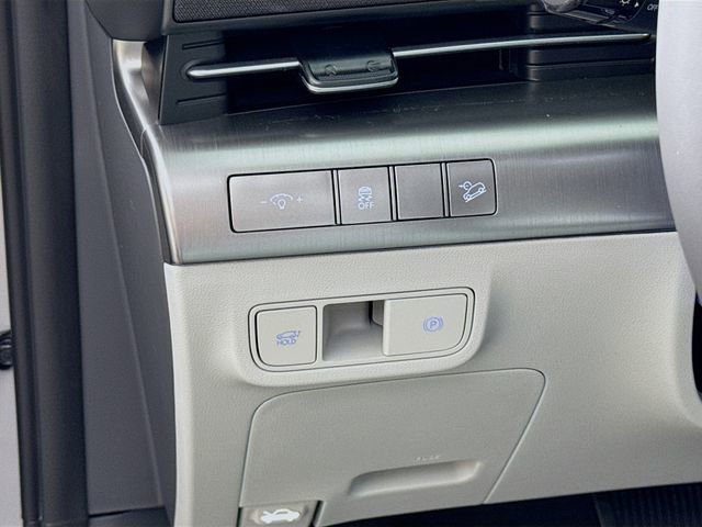 New 2026 Hyundai Kona Limited FWD image 13