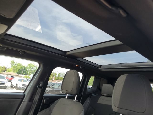 Used 2022 Jeep Renegade Altitude w/ Sun/Sound Group AWD/4WD image 7