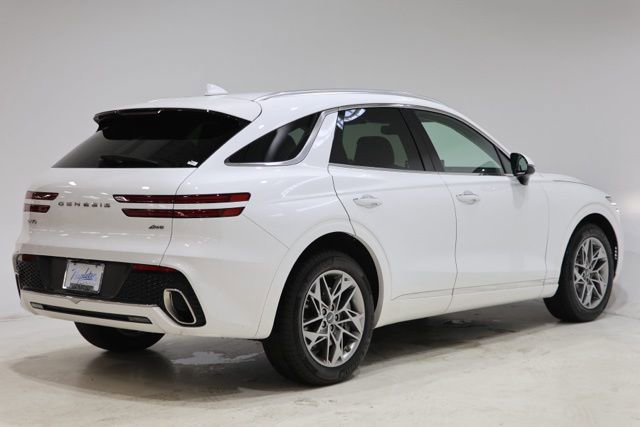 Used 2025 Genesis GV70 2.5T AWD/4WD image 7