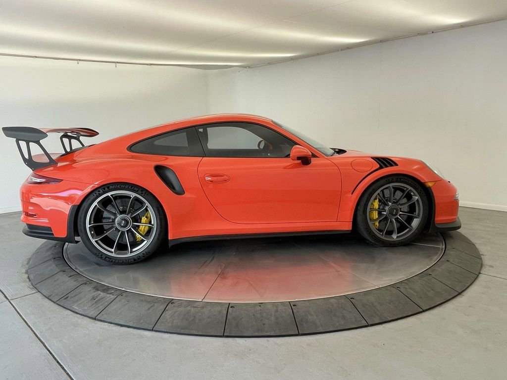 Used 2016 Porsche 911 GT3 RS RWD image 8