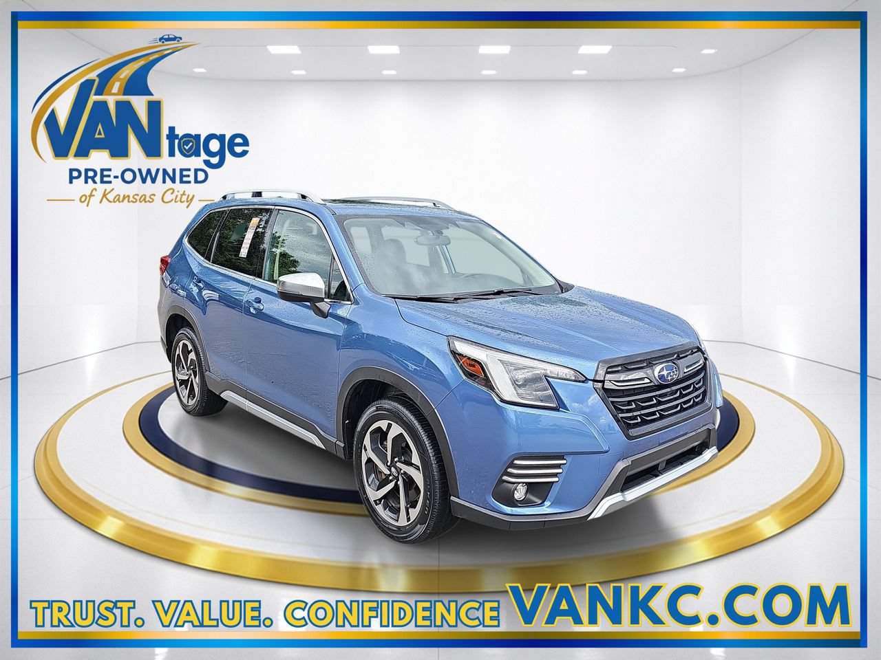 Certified 2023 Subaru Forester Touring AWD/4WD image 3