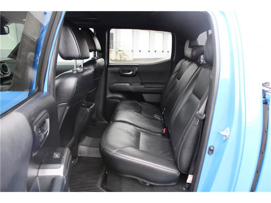 Used 2020 Toyota Tacoma TRD Sport w/ TRD Premium Sport Package image 13