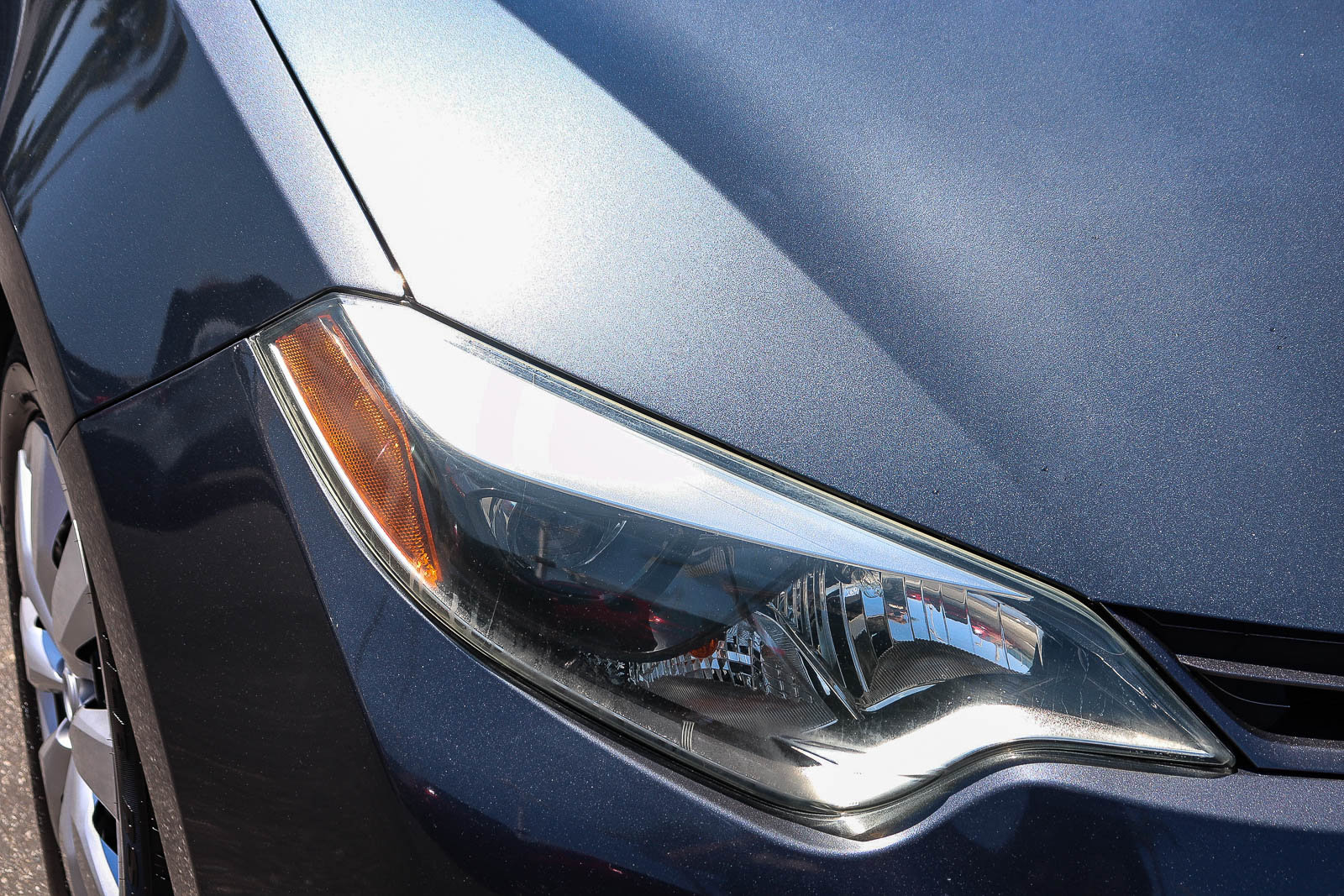 Used 2015 Toyota Corolla LE FWD image 6