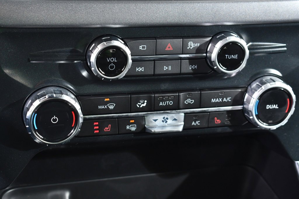 New 2025 Ford F150 XLT w/ Equipment Group 302A MID image 29