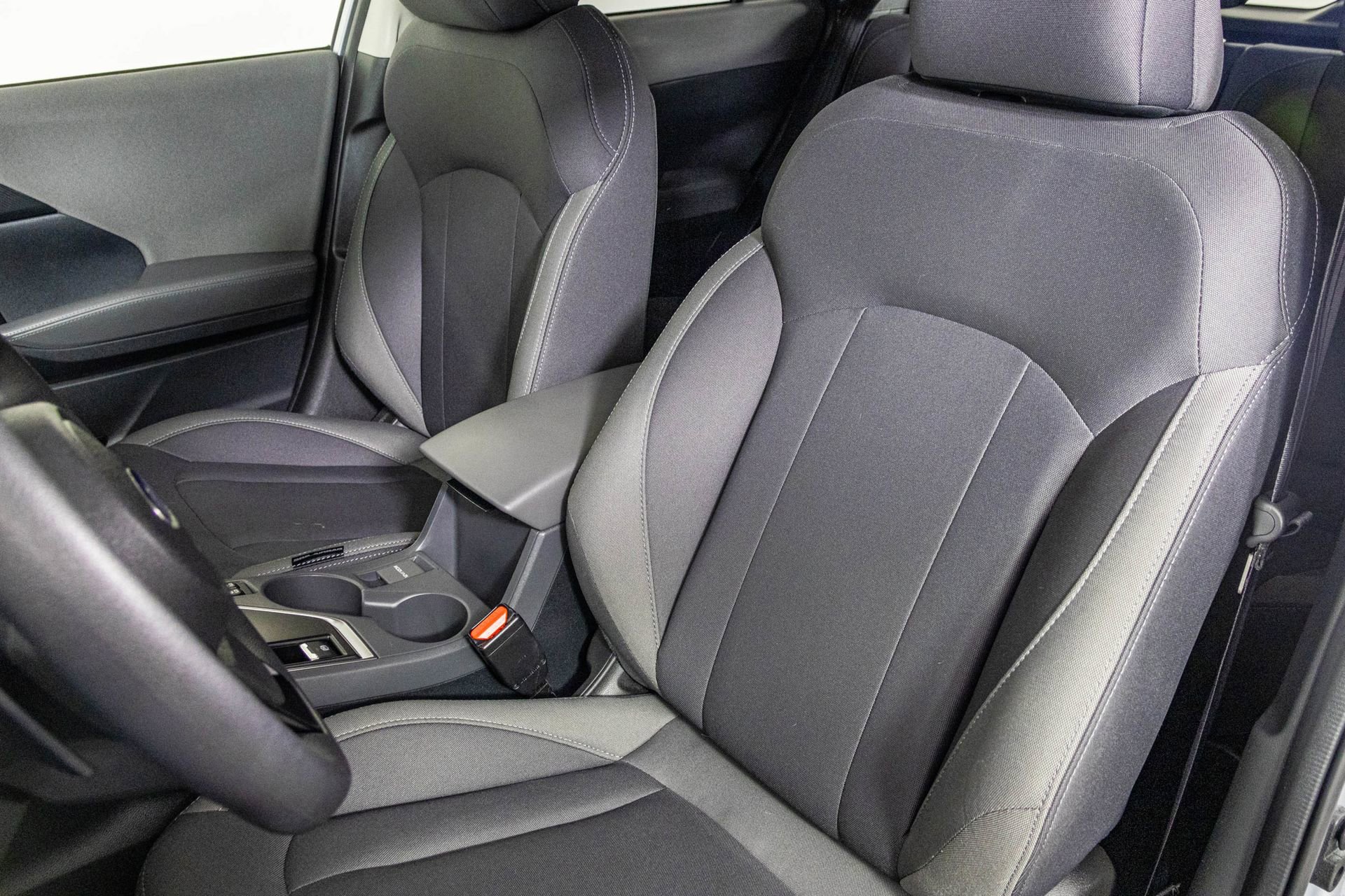 Used 2025 Subaru Crosstrek 2.0i Premium image 19