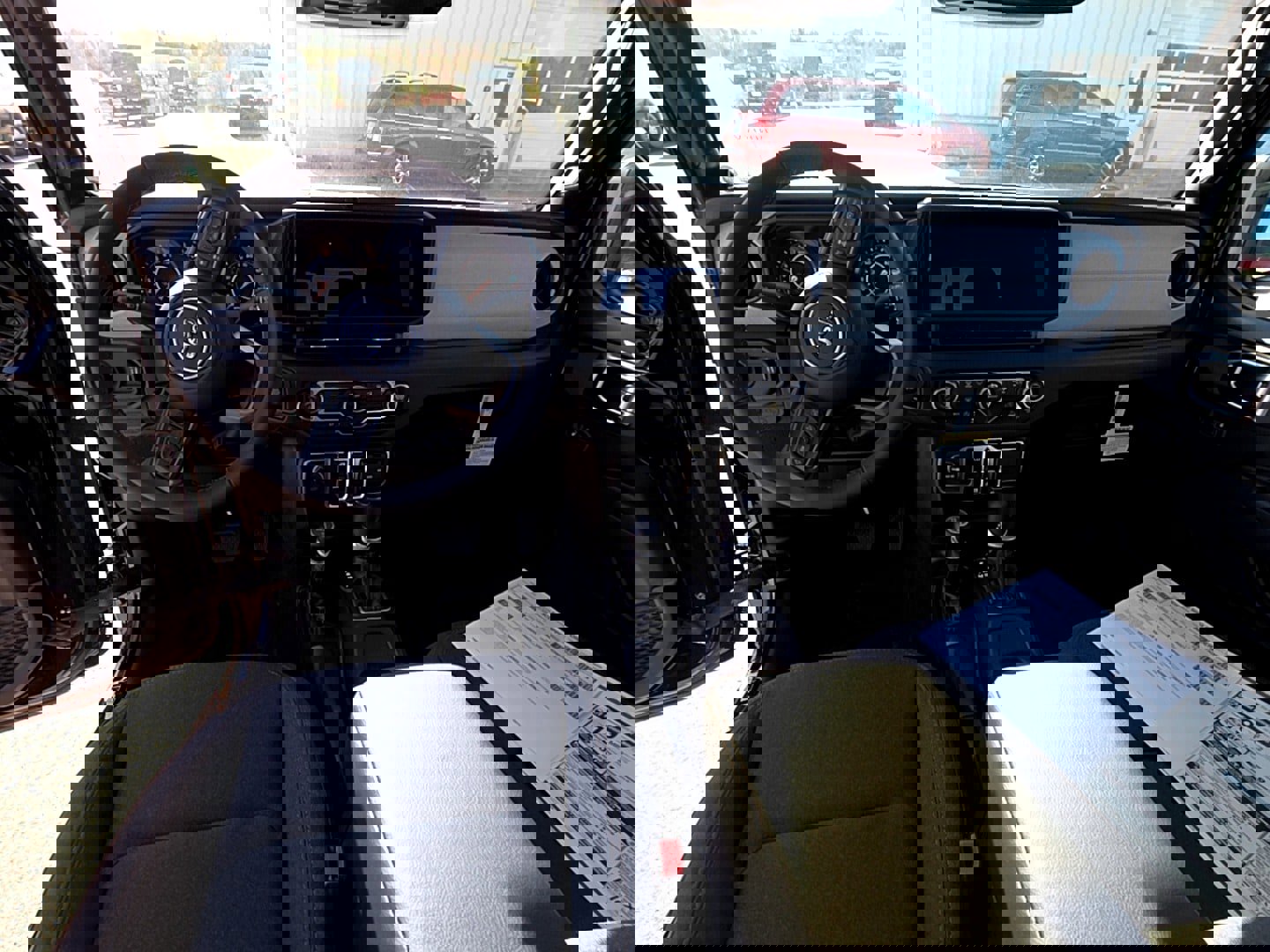 New 2026 Jeep Gladiator Sport image 13