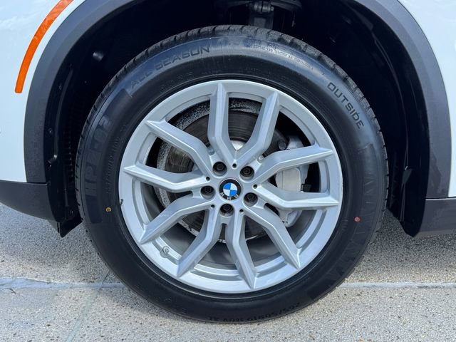 Used 2023 BMW X5 xDrive40i w/ Premium Package AWD/4WD image 11