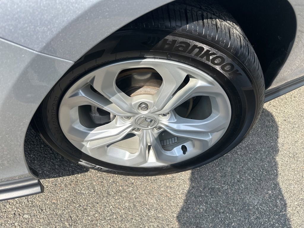 Used 2023 Honda Accord LX image 2