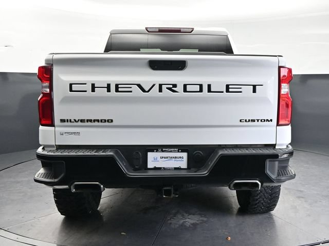 Used 2021 Chevrolet Silverado 1500 Custom Trail Boss w/ LPO, Dark Essentials Package AWD/4WD image 6