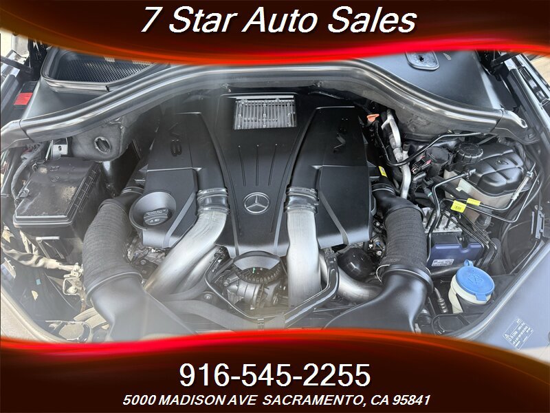 Used 2015 Mercedes-Benz GL 550 4MATIC image 25