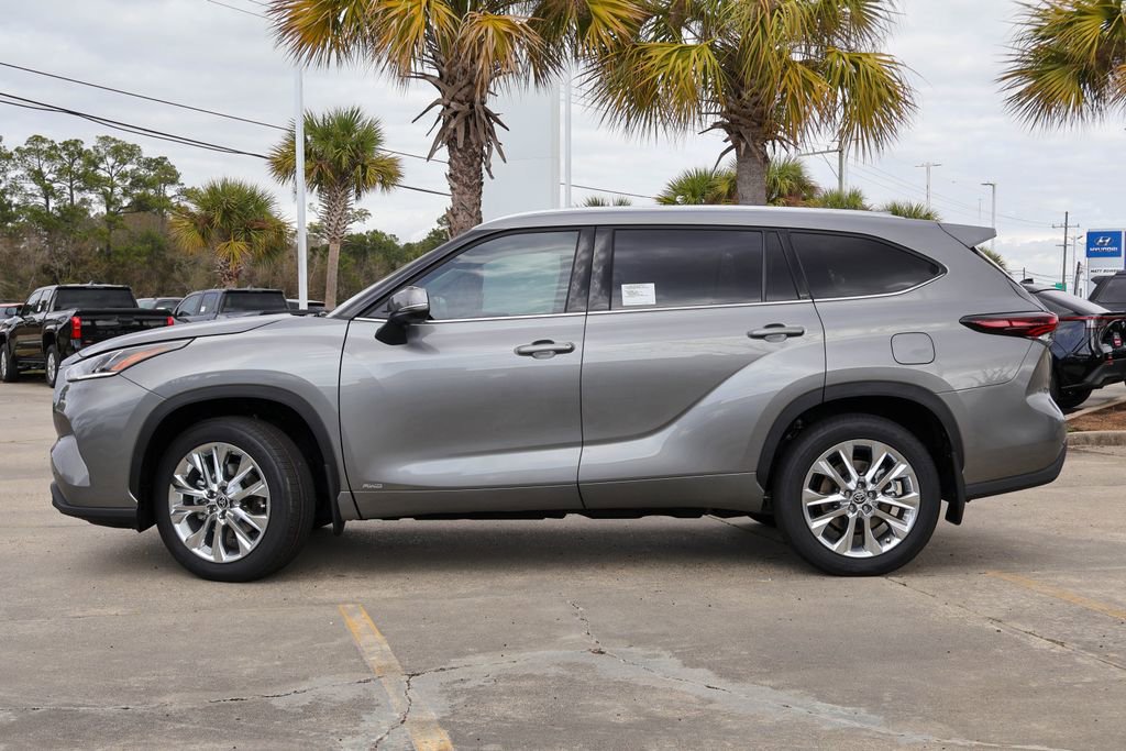 New 2026 Toyota Highlander Limited image 18