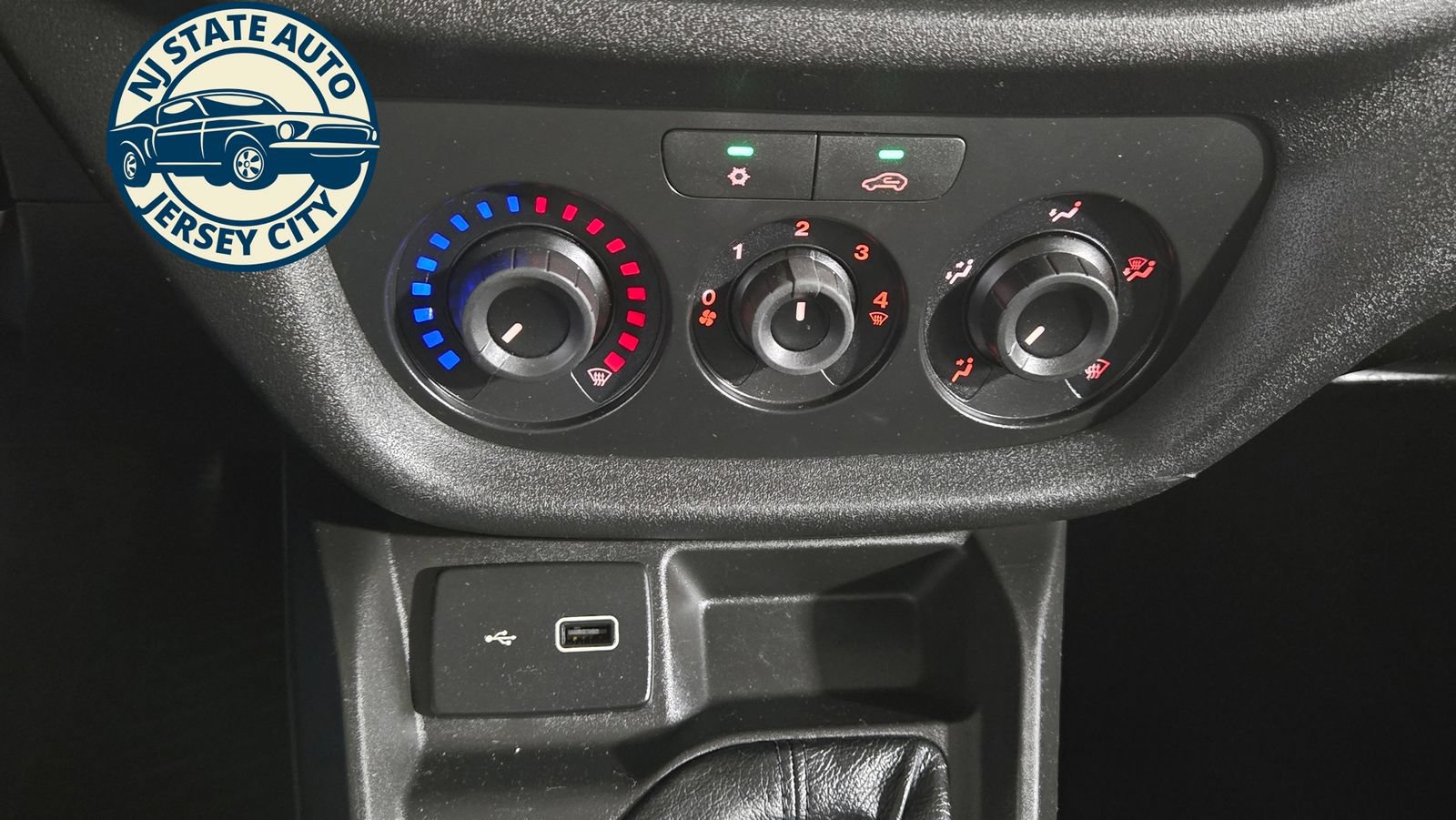 Used 2022 RAM ProMaster City Tradesman FWD image 15